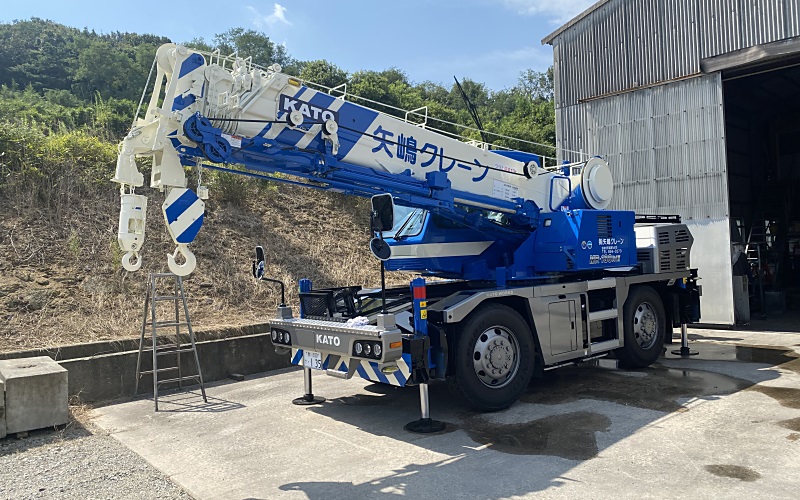 香川県クレーン協同組合｜私たちはクレーンで未来を建設するクレーン業界の協同組合です